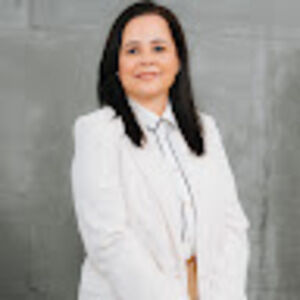 Meet your Posher, Alessandra